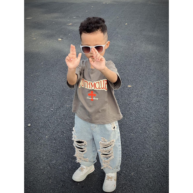 Quần jean dài rách ngầu bụi bặm cho bé trai, bé gái  Hàng quảng châu chuẩn 100%