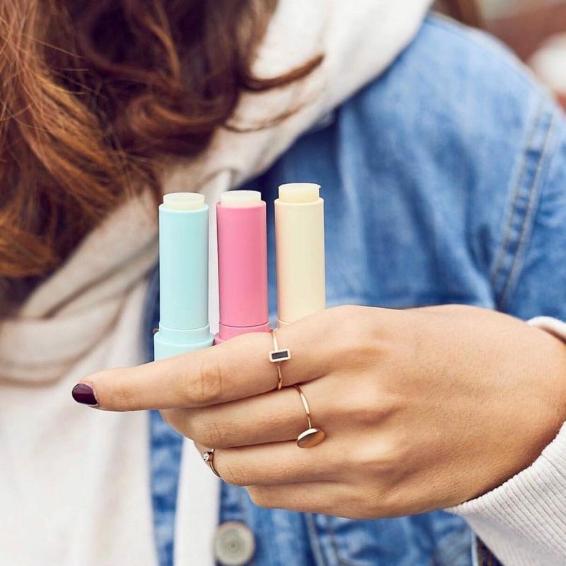 Son dưỡng môi EOS của Mỹ