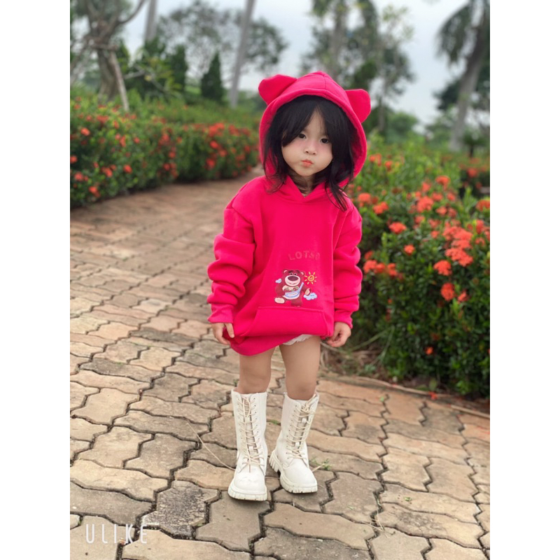 Áo hoodie gấu dâu cho bé gái