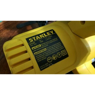 cưa đĩa stanley
