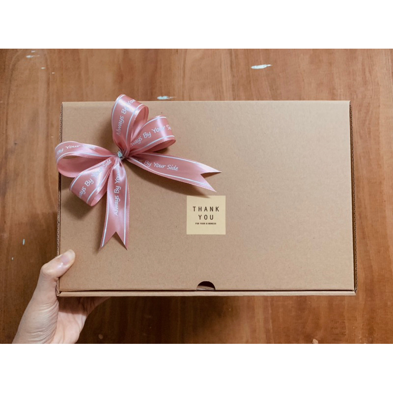 Hộp quà tặng có nắp Kraft handmade