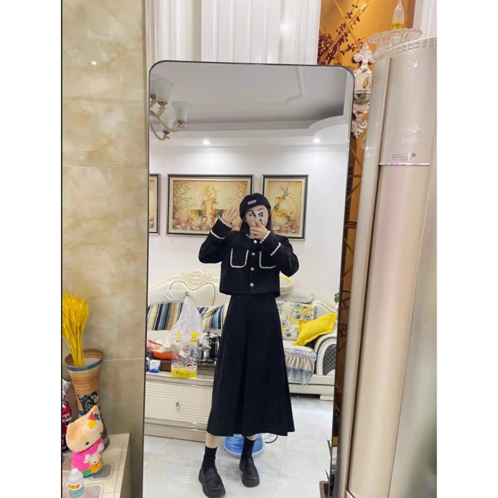 Sét nhung đen chân váy dài vừa sang vừa đẹp cho các tiểu thư