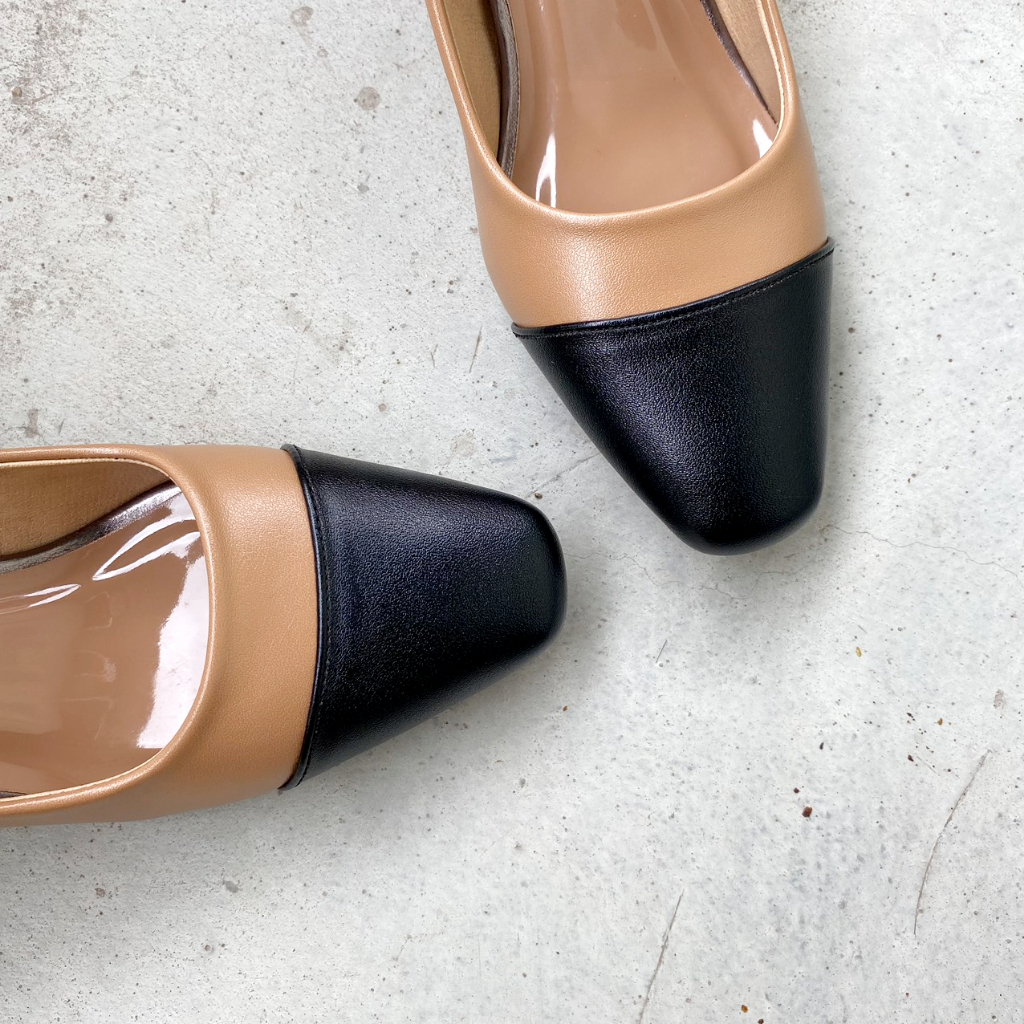 Giày cao gót nữ mũi vuông phối màu chất liệu da mềm