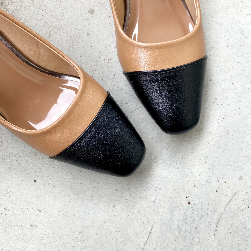 Giày cao gót nữ mũi vuông phối màu chất liệu da mềm