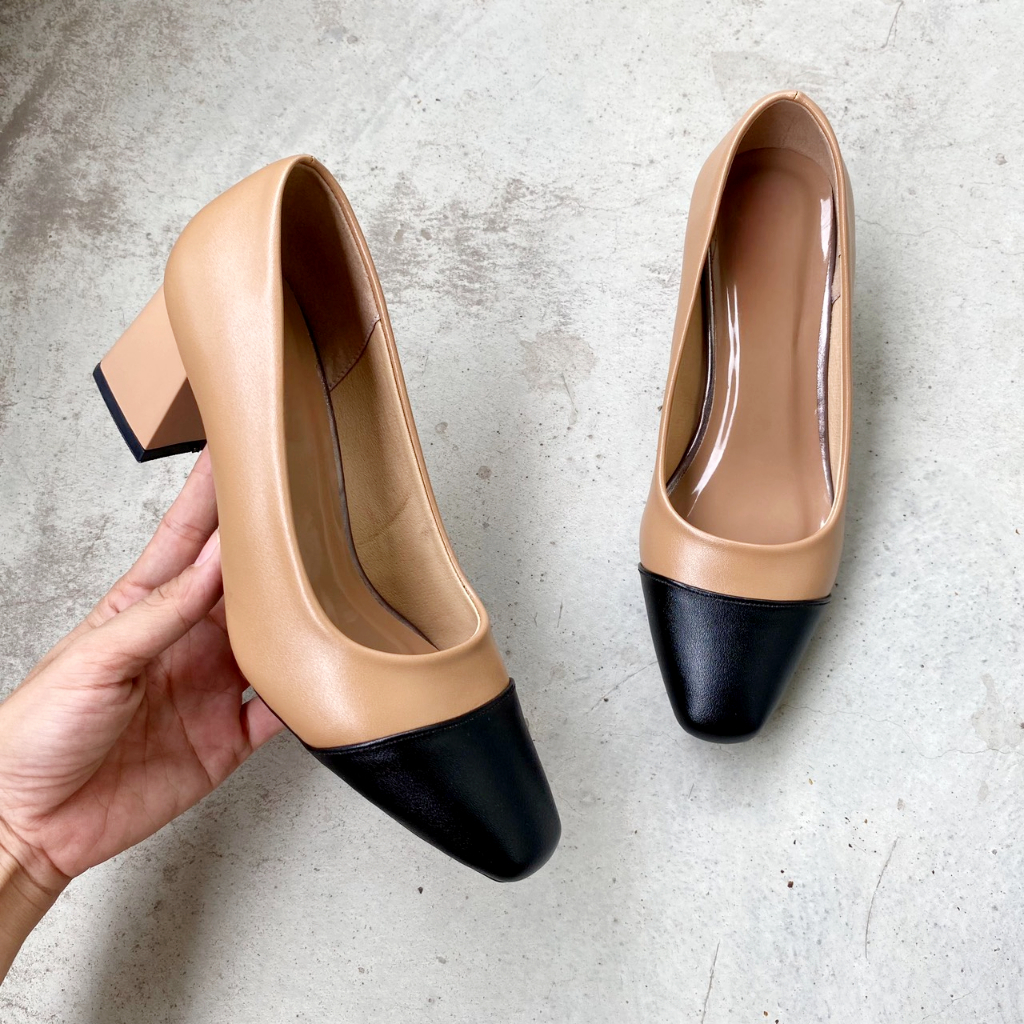 Giày cao gót nữ mũi vuông phối màu chất liệu da mềm