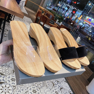 Dép guốc gỗ quai ngang