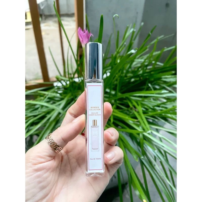 428 28 Nước hoa nữ lọ 50ml
