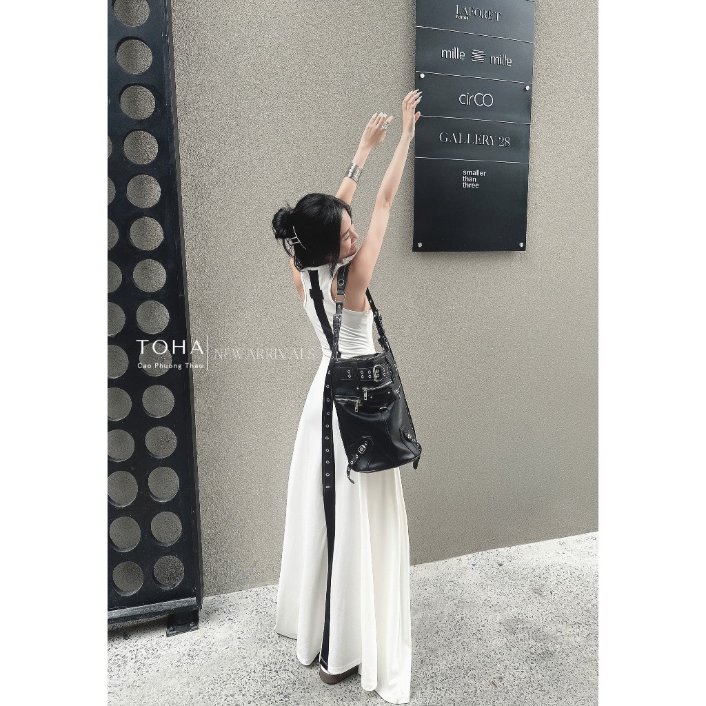 Đầm Midi Dài Xòe 1 Sọc Trắng Đen