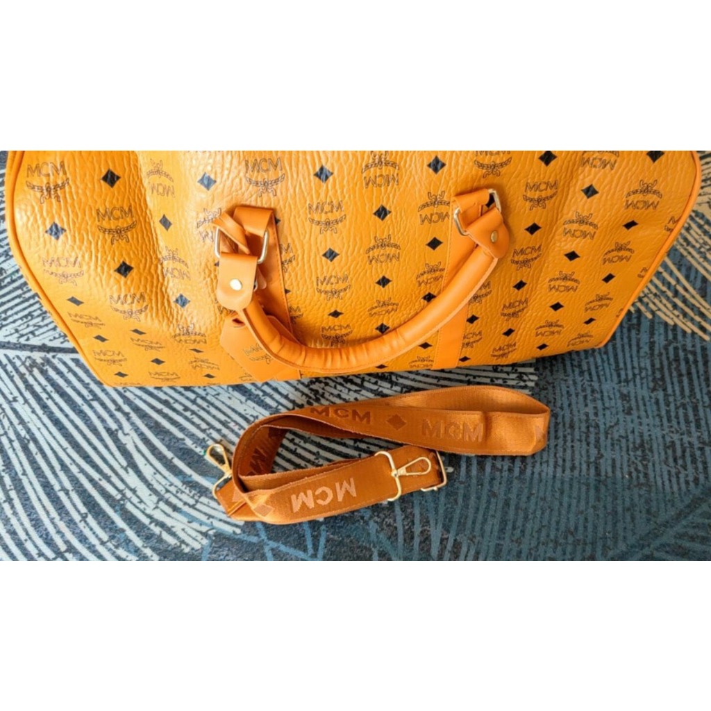Túi xách tay unisex MCM yellow leather - Gostyle, Túi đeo chéo MCM da nhăn cao cấp