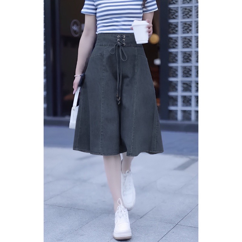 Chân váy jean có cúc dây rút cho nàng