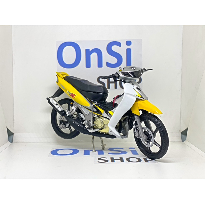 MÔ HÌNH XE MÁY YAZ Y125ZR ĐỘ PHIÊN BẢN CHI TIẾT TỈ LỆ 1/12