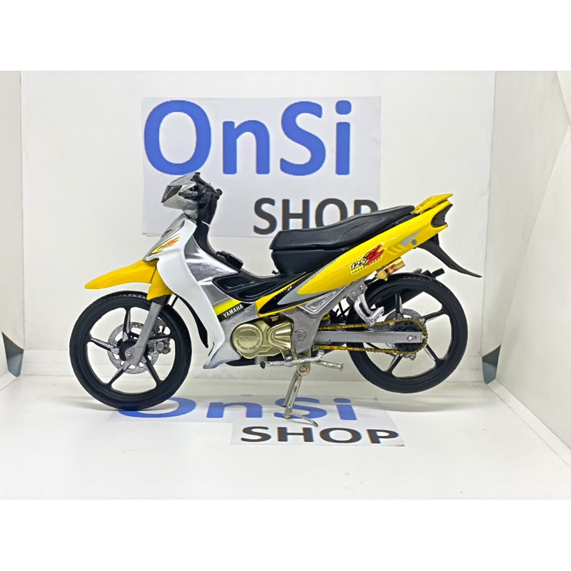 MÔ HÌNH XE MÁY YAZ Y125ZR ĐỘ PHIÊN BẢN CHI TIẾT TỈ LỆ 1/12