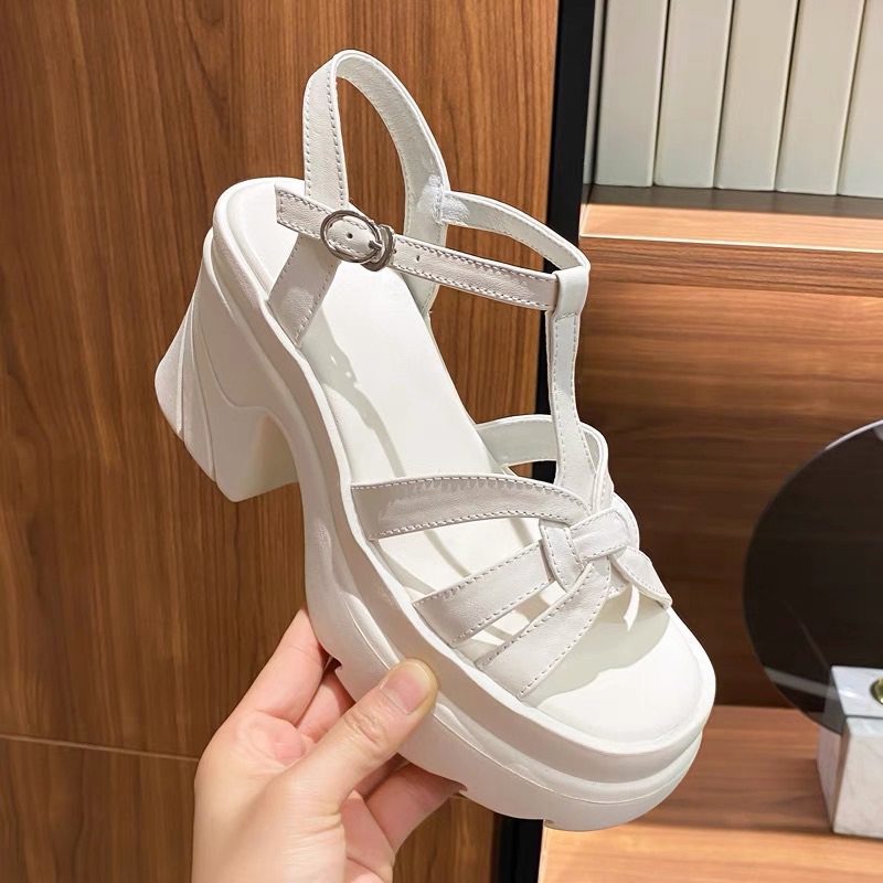 ORDER 🍀 Giày chunky quai dây hạt đá đế cao su 9cm 34-39