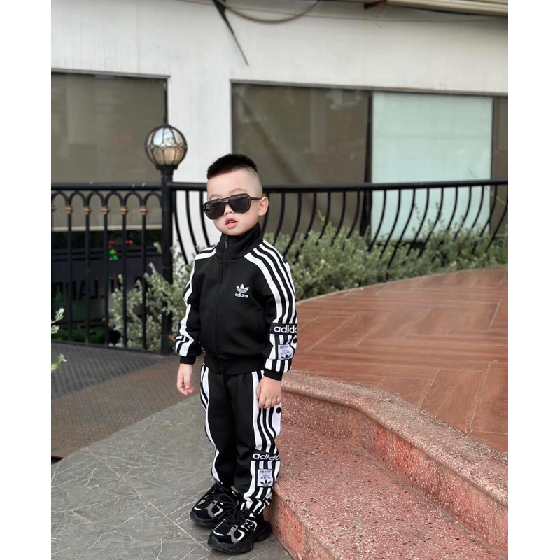 Bộ thể thao dsa sọc cho bé trai và bé gái