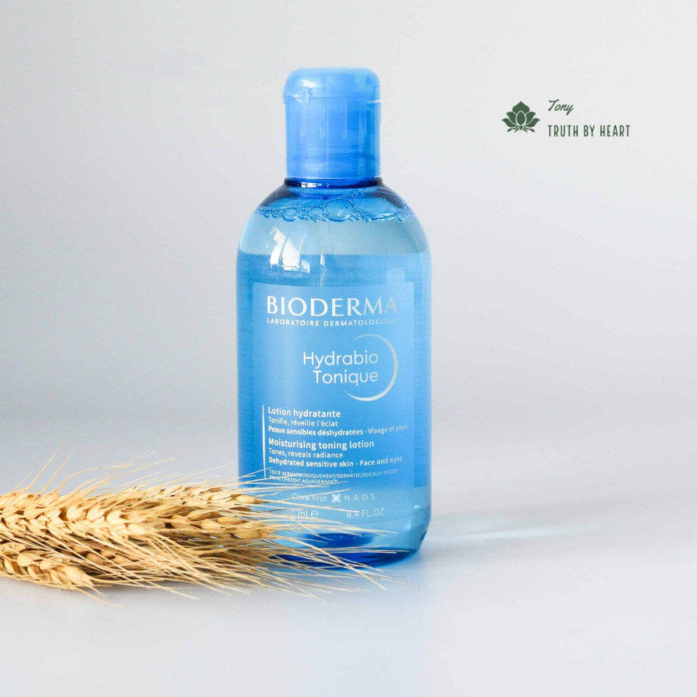 Toner nước hoa hồng Bío hydra màu xanh