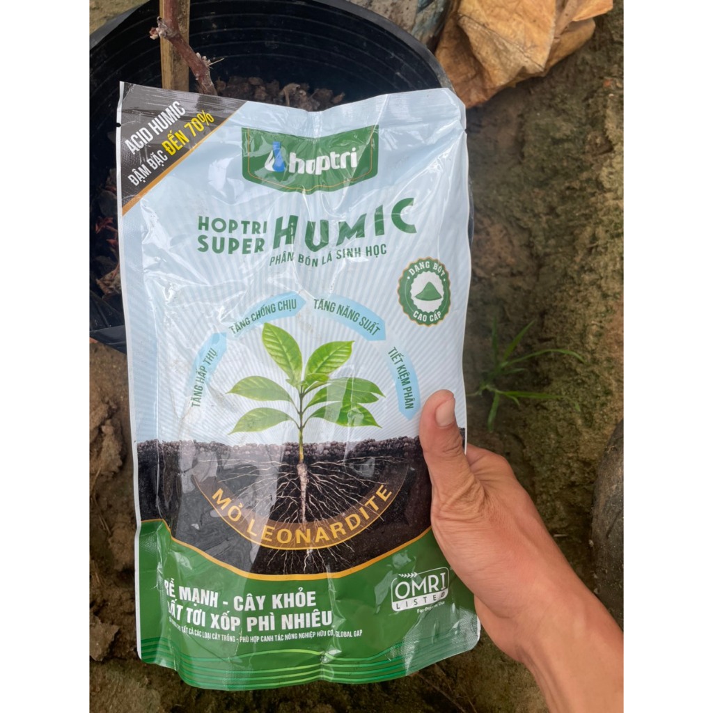 Phân bón lá sinh học humic rễ mạnh cây khỏe xốp đất