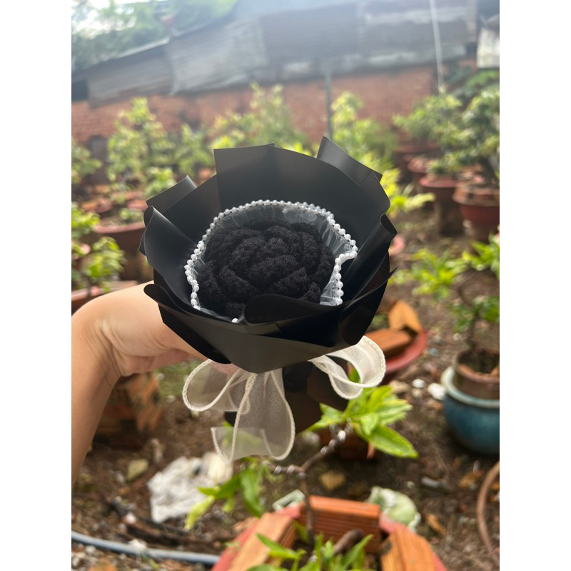 Bó hoa hồng len mix màu