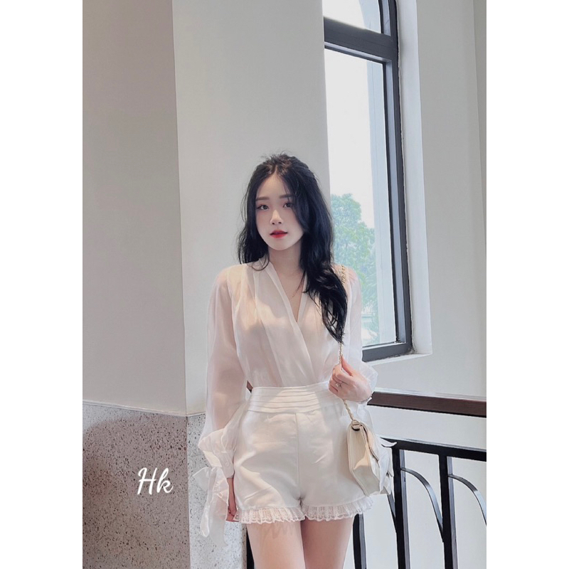 Sét áo sơ mi tơ óng mix quần tacta phối ren