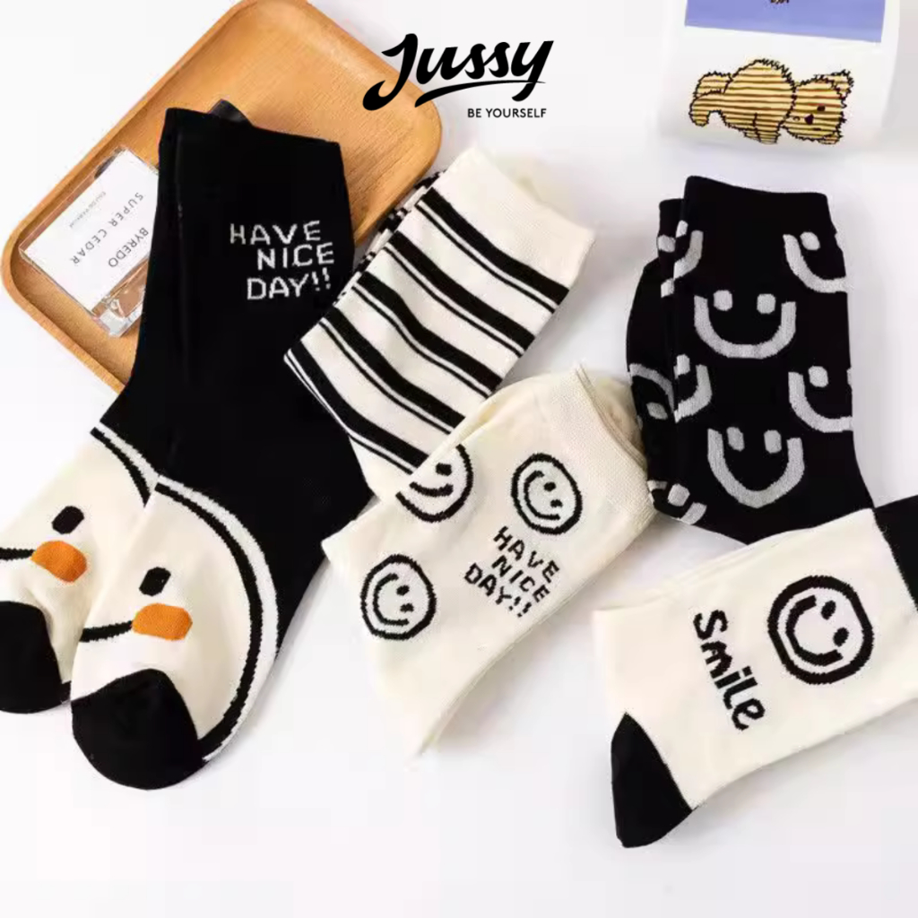 Set 5 Đôi Tất Cổ Cao Hình Mặt Cười Màu Đen Be Ngẫu Nhiên Jussy Official Tất Nam Nữ Chất Vải Cotton Co Giãn Khử Mùi