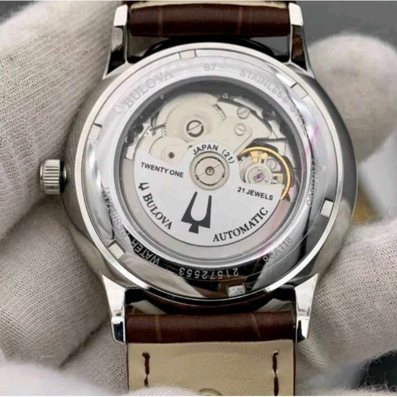 Đồng Hồ da Nam cơ Automatic size 41mm đem lại sự thanh lịch cho phái nam.sử dụng bộ máy cơ automatic.