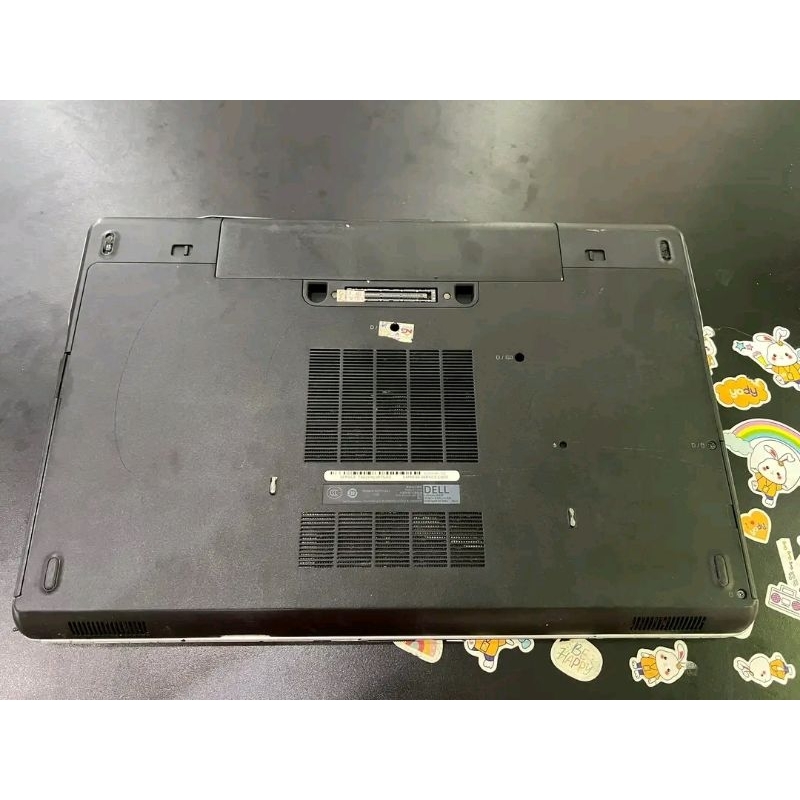 Laptop dell E6540 thanh lý bộ vỏ cho ai cần