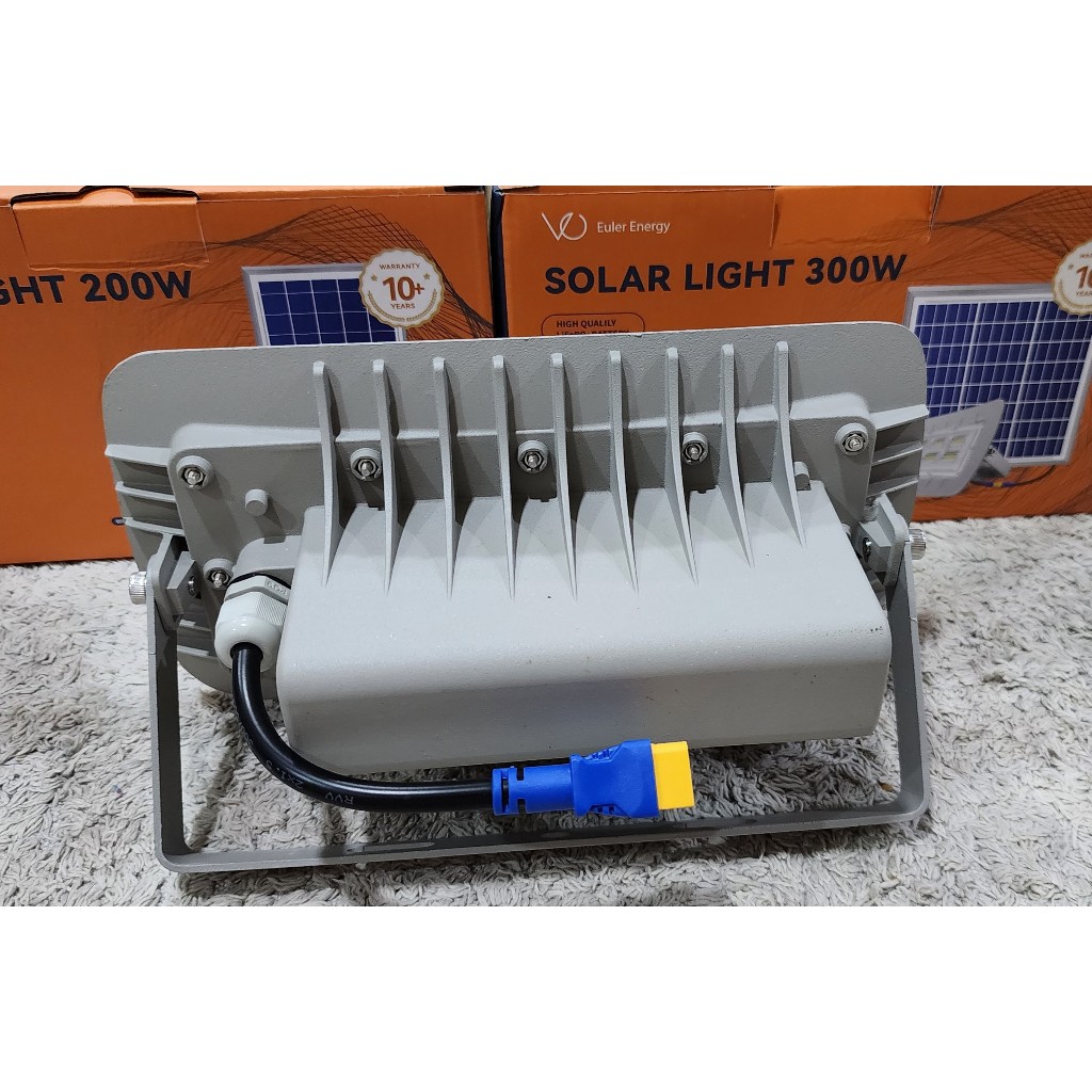 ĐÈN NĂNG LƯỢNG MẶT TRỜI BLUE CARBON -  OLV-FLRP 1.0 – CÔNG SUẤT 200W – CHIP CREE CỦA MỸ - BẢO HÀNH 05 NĂM -  THẢO ĐẠT