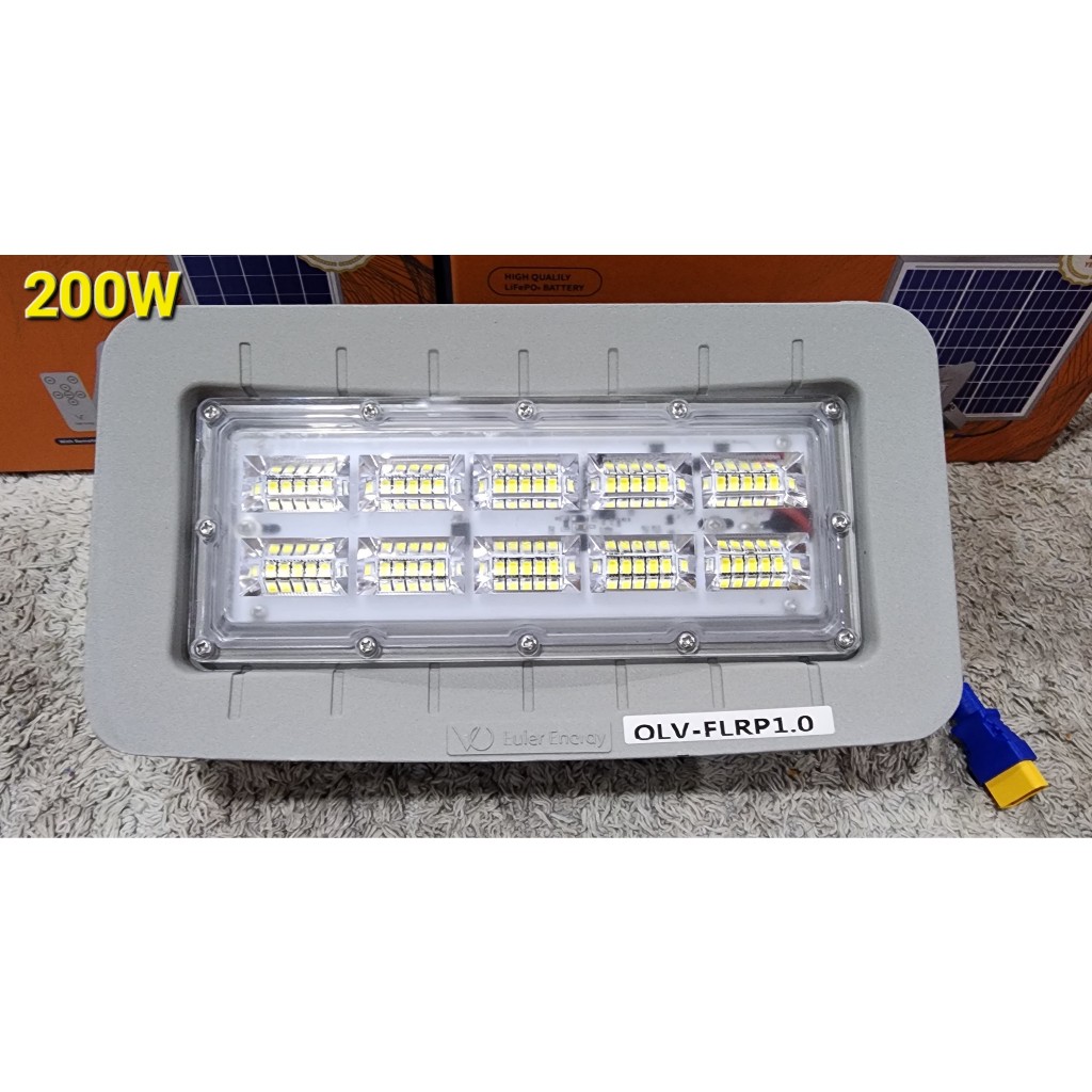 ĐÈN NĂNG LƯỢNG MẶT TRỜI BLUE CARBON -  OLV-FLRP 1.0 – CÔNG SUẤT 200W – CHIP CREE CỦA MỸ - BẢO HÀNH 05 NĂM -  THẢO ĐẠT