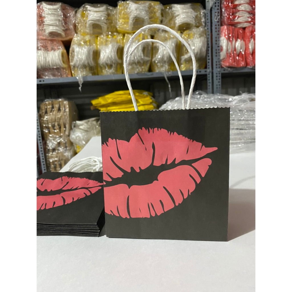 Set 10 cái Túi giấy KRAFT NHẬT 15x14x5 cm quai giấy xoắn cao 150 ngang 143 hông 50 mm