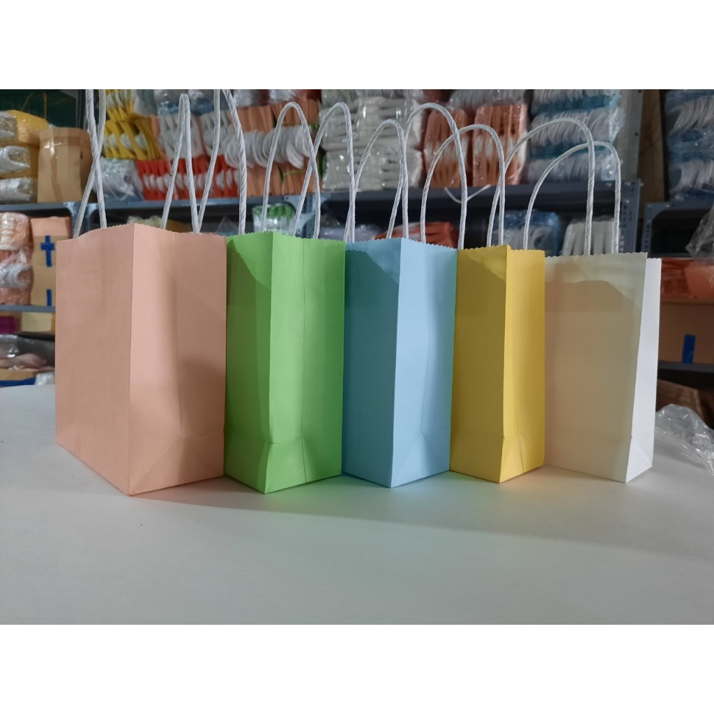 Set 50 cái Túi giấy KRAFT NHẬT 15x14x5 cm quai giấy xoắn cao 150 ngang 143 hông 50 mm