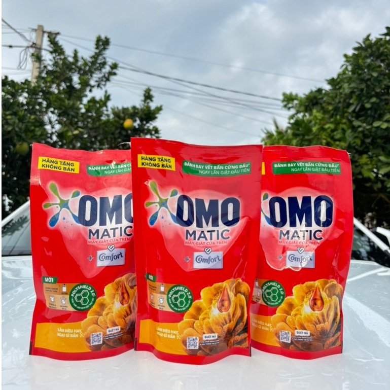 Nước Giặt OMO Matic Comfort Hương Thanh Xuân Trong Lành Chai 720G Phiên Bản Giới Hạn