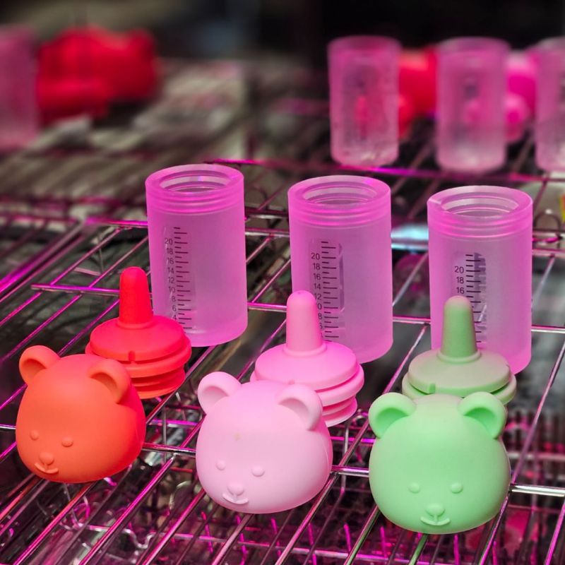 Bình uống thuốc, chia thuốc Silicon Dailylike Hàn quốc cho bé từ sơ sinh