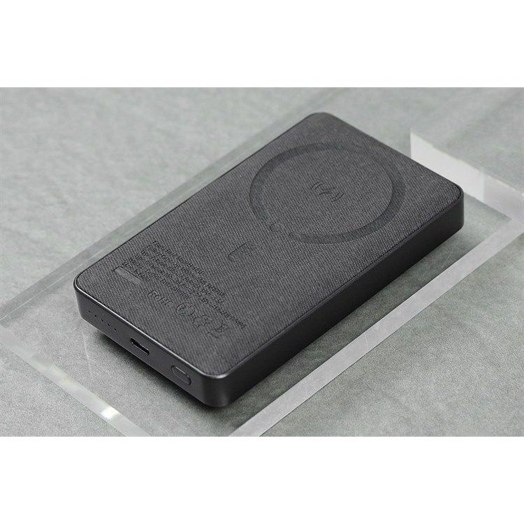 Pin sạc dự phòng Polymer 10000mAh Không dây Magnetic Type C PD QC3.0 20W Xmobile PowerLite P181P Đen