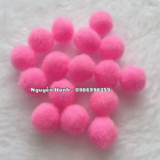 Hạt pom pom làm má hồng cho thú