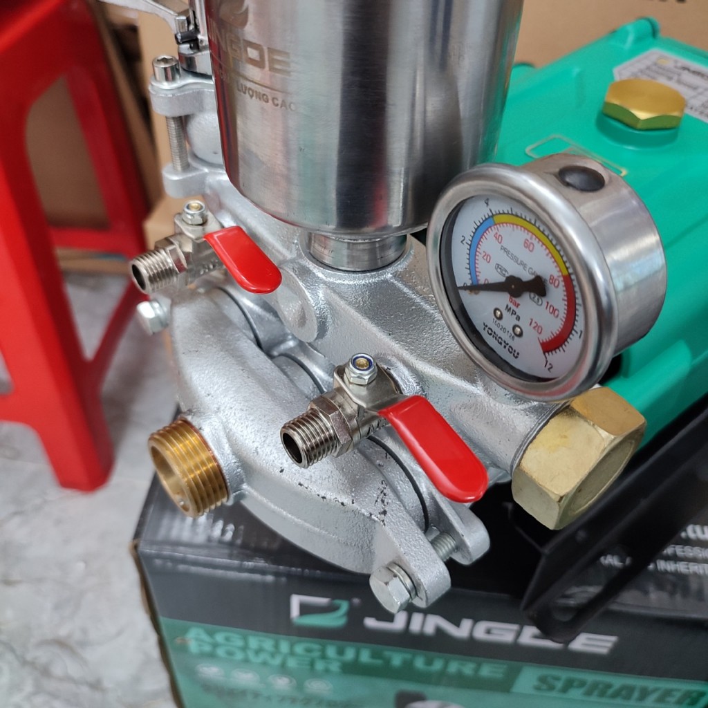 Đầu phun áp lực pittong sứ 22mm JINGDE JD126 công suất 1Hp chuyên dùng cho nông nghiệp và xịt rửa xe