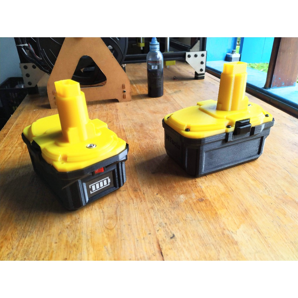 Vỏ pin Dewalt 18v 5S2P đóng được 10 cell 18650