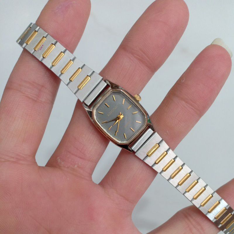 Đồng hồ si nhật nữ mặt vuông tank hiệu KRONE demi dây thép lụa