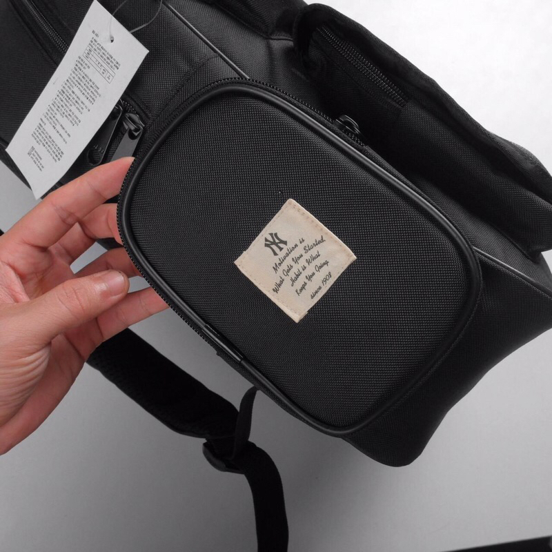 Balo nam nữ thể thao MLB NY BOX thiết kế nhiều ngăn, đựng được laptop 15,6 inch form chuẩn chống thấm nước Bánh Mì Store