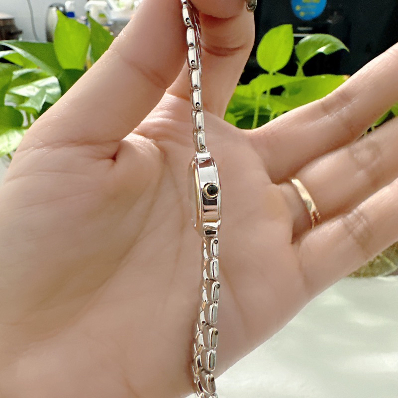 Đồng hồ nữ si nhật dáng lắc tay hiệu Sunlord, dây khoá zin