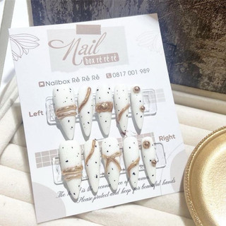 Nailbox trắng tráng gương
