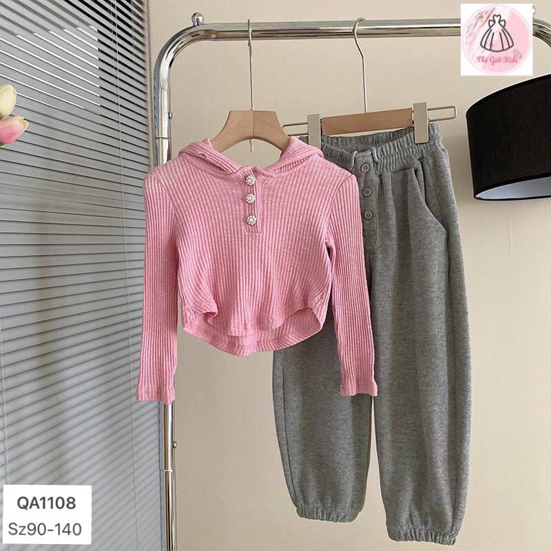 Bộ đồ 2 chi tiết 100