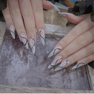 Nailbox nhọn thiết kế