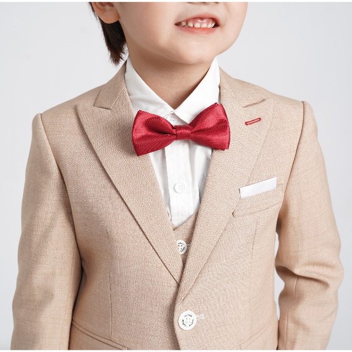 Bộ vest bé trai màu nude