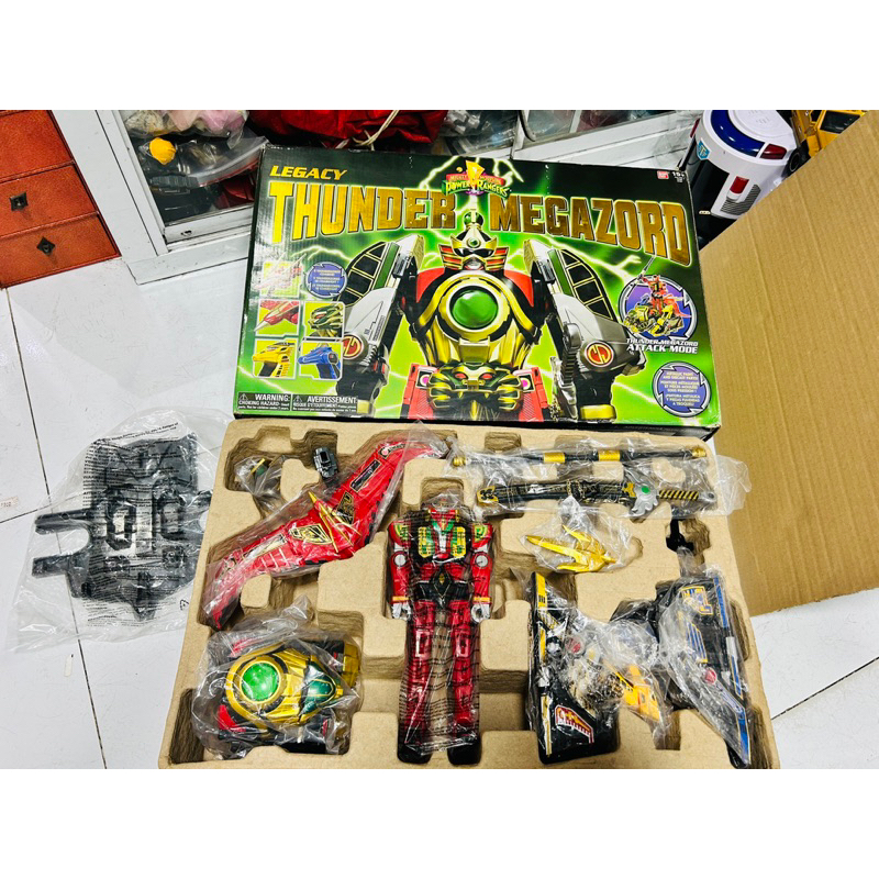 Mô hình Robo cao cấp Bandai Thunder Megazord / DairenOh  - Mighty Morphin Power Ranger
