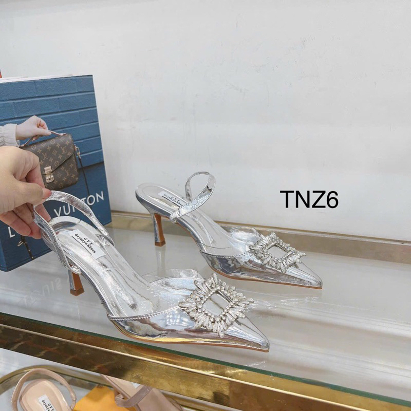 Cao gót bạc đá 7F