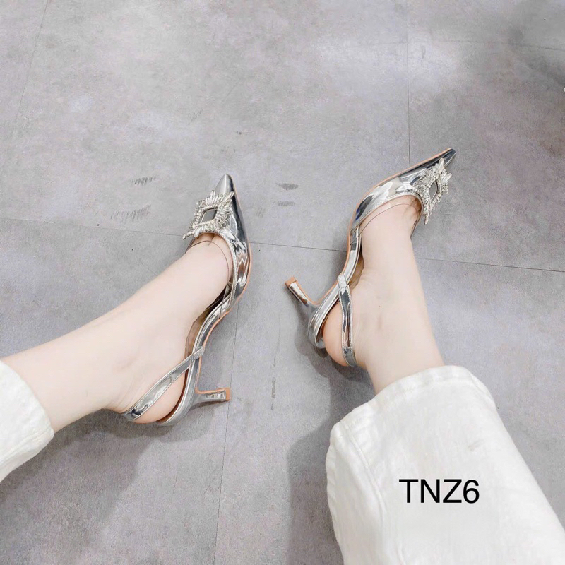 Cao gót bạc đá 7F