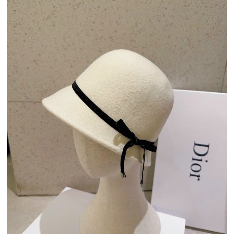 Mũ cụp nơ bé, dạ ép, hàng quảng châu, có 2màu