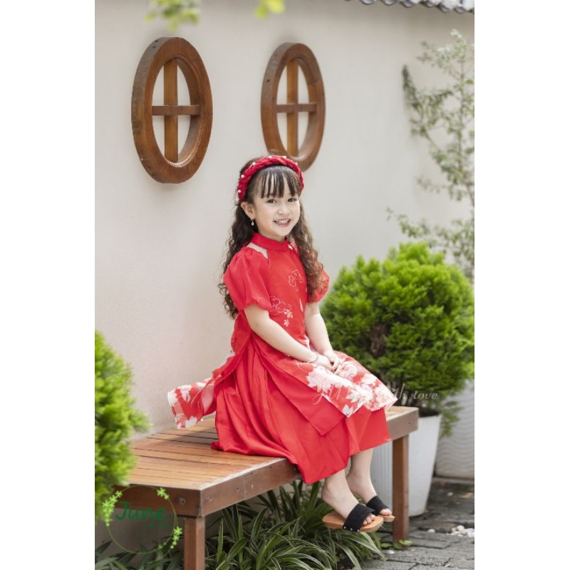 ÁO DÀI TẾT SUM VẦY HẠNH PHÚC DẠNG ĐẦM VÁY VOAN TƠ CÁCH TÂN BÉ GÁI HAIVANCO 10 đến 40 kg mềm mại thoáng mát hoa văn đẹp