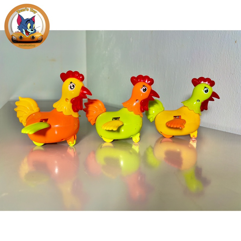 Đồ chơi chú gà chạy cót võ cánh gõ đầu siêu dễ thương