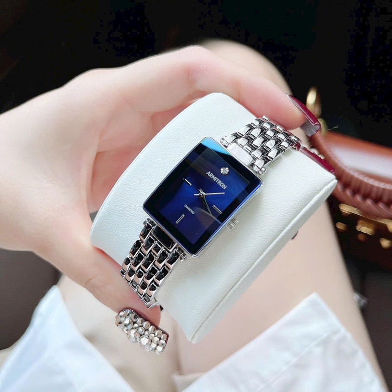 Đồng Hồ Nữ Armitron Case 23 x30mm Chống Nước 30m