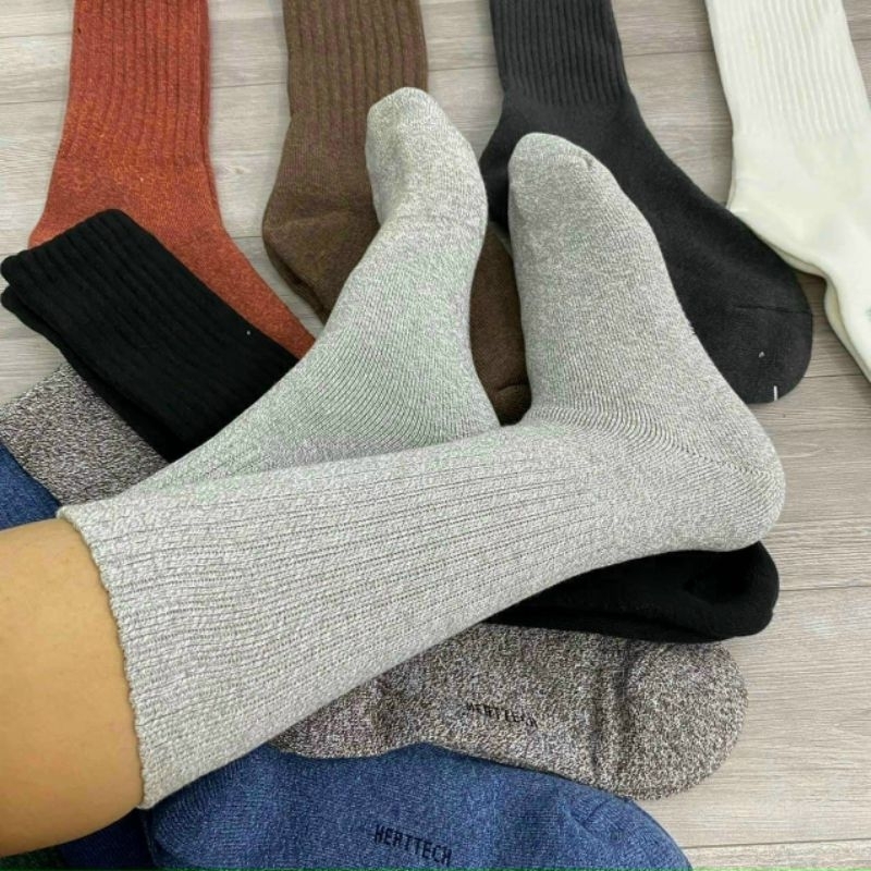 Tất cổ cao heattech Uniqlo sịn chất dày dặn,co giãn tốt